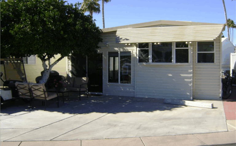 Front Small 3 768x477