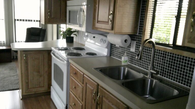 DSCF0015 Small 768x431