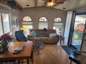 living room 300x225