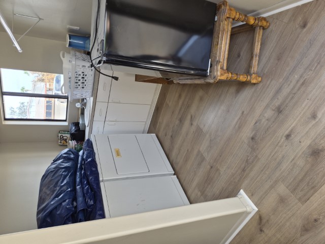 2807 Small